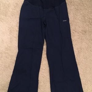 Maternity scrub pants